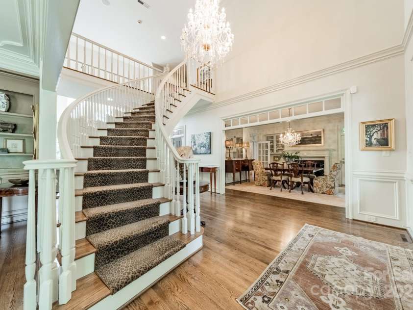 4001 Doves Roost Court, Charlotte, NC 28211.  MLS# CAR4266403, YatesRealty ID 19006. Front Stairway