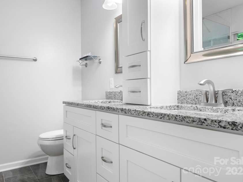 5400 Groveton Court, Charlotte, NC 28269.  MLS# CAR4267360, YatesRealty ID 19008. 