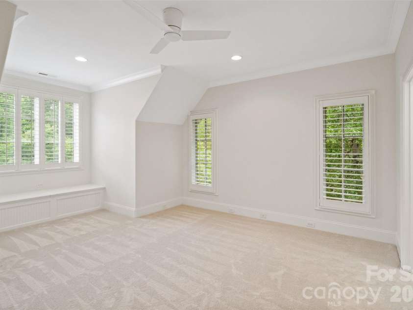 9105 Island Point Road, Charlotte, NC 28278.  MLS# CAR4329226, YatesRealty ID 19009. Fourth Bedroom