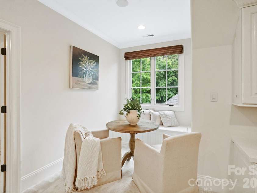 9105 Island Point Road, Charlotte, NC 28278.  MLS# CAR4329226, YatesRealty ID 19009. Second Floor Suite