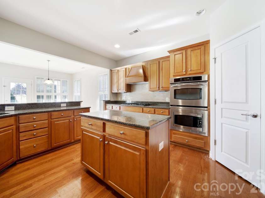 10411 Bethpage Drive, Fort Mill, SC 29707.  MLS# CAR4326425, YatesRealty ID 1901. 