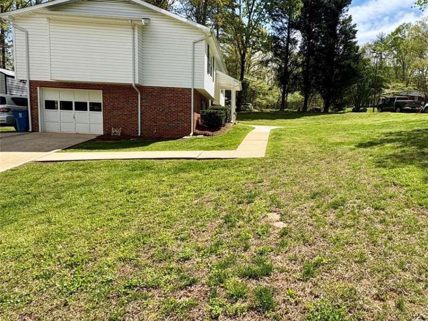 1130 Pinebrook Avenue, Valdese, NC 28690.  MLS# CAR4251674, YatesRealty ID 19010. 