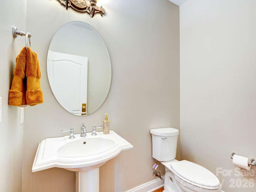 725 Wild Berry Court, Waxhaw, NC 28173.  MLS# CAR4367605, YatesRealty ID 19011. 