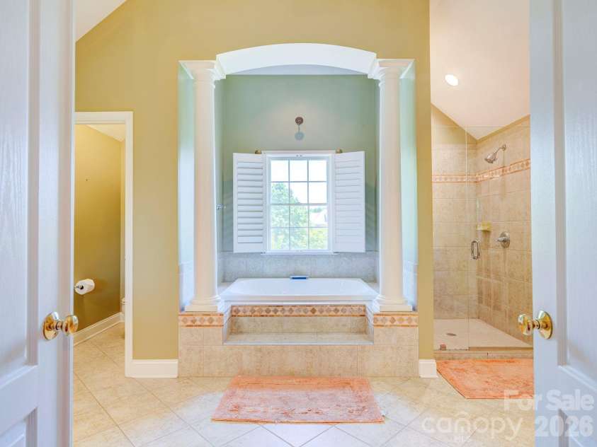 725 Wild Berry Court, Waxhaw, NC 28173.  MLS# CAR4367605, YatesRealty ID 19011. 