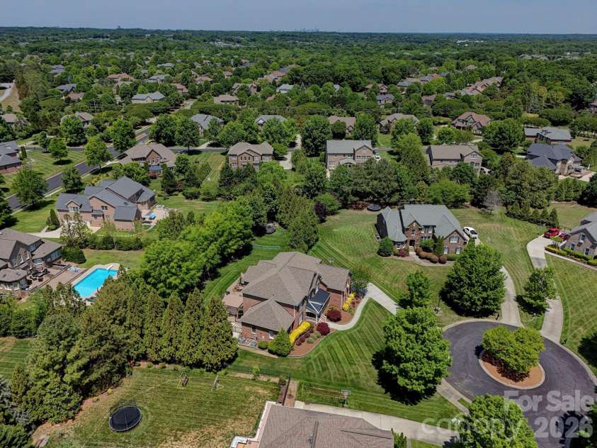 725 Wild Berry Court, Waxhaw, NC 28173.  MLS# CAR4367605, YatesRealty ID 19011. 