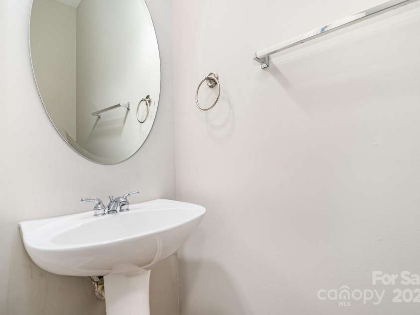 6922 Cascade Dream Court, Huntersville, NC 28078.  MLS# CAR4263883, YatesRealty ID 19012. 