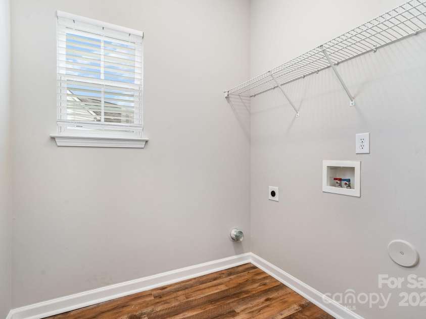 6922 Cascade Dream Court, Huntersville, NC 28078.  MLS# CAR4263883, YatesRealty ID 19012. 