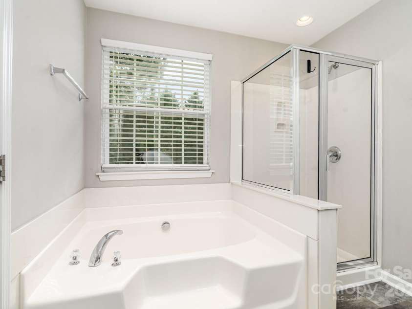 6922 Cascade Dream Court, Huntersville, NC 28078.  MLS# CAR4263883, YatesRealty ID 19012. 