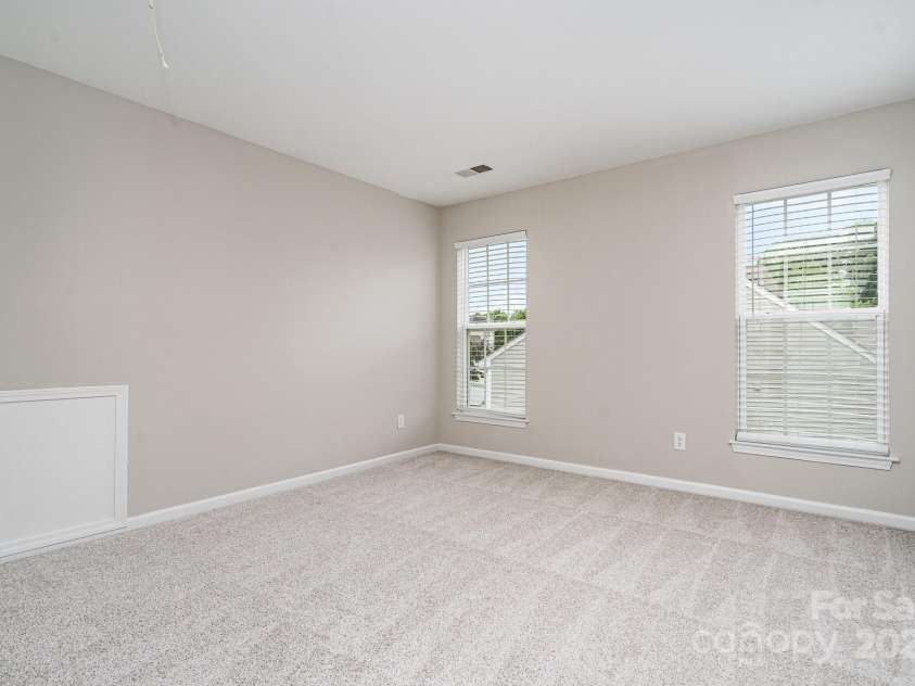 6922 Cascade Dream Court, Huntersville, NC 28078.  MLS# CAR4263883, YatesRealty ID 19012. 