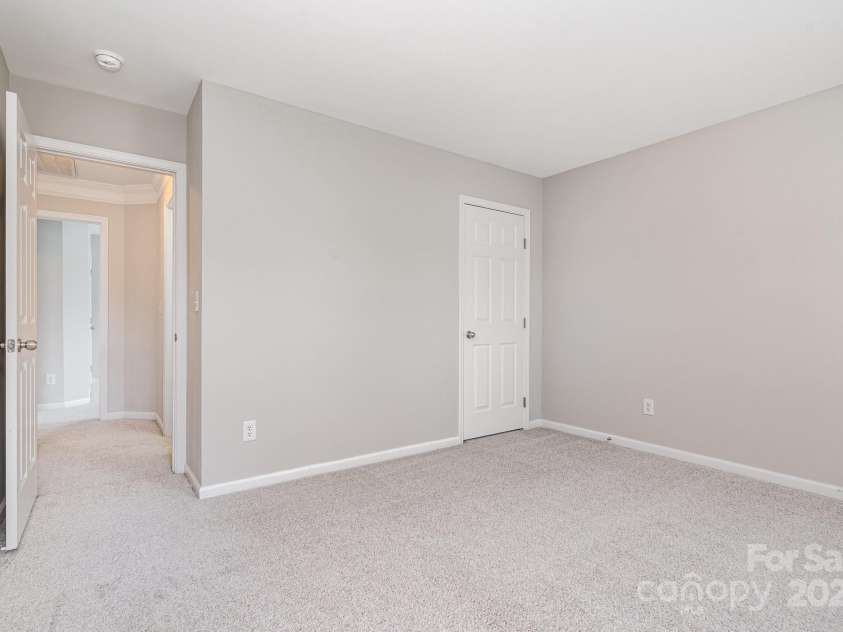6922 Cascade Dream Court, Huntersville, NC 28078.  MLS# CAR4263883, YatesRealty ID 19012. 