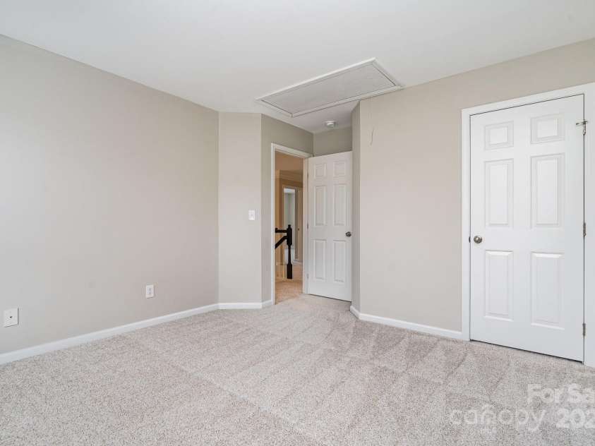 6922 Cascade Dream Court, Huntersville, NC 28078.  MLS# CAR4263883, YatesRealty ID 19012. 