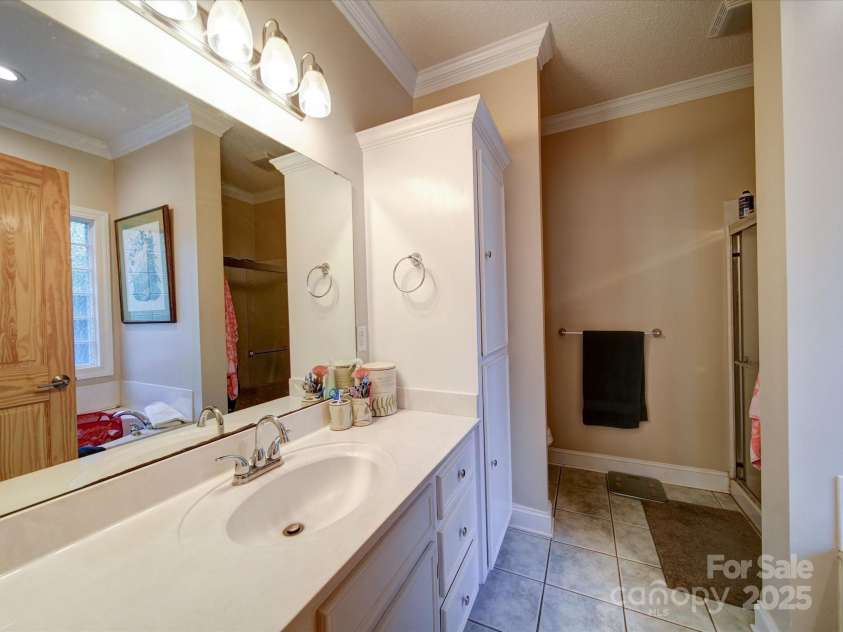 1239 John G Richards Road, Camden, SC 29020.  MLS# CAR4183397, YatesRealty ID 19015. 