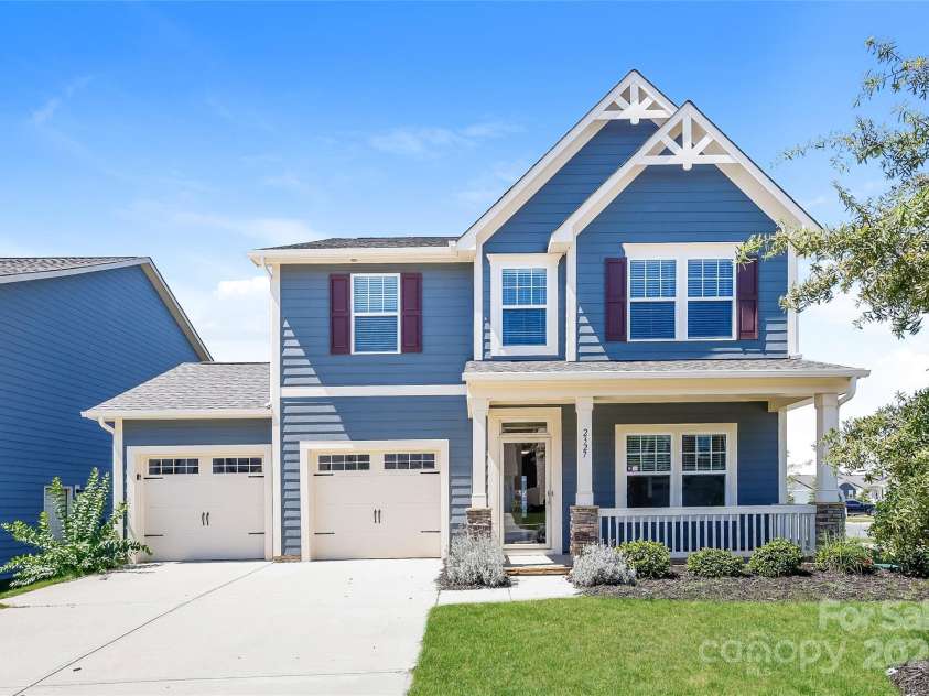 2327 Glenway Trail Court, Pineville, NC 28134.  MLS# CAR4257828, YatesRealty ID 19017. 