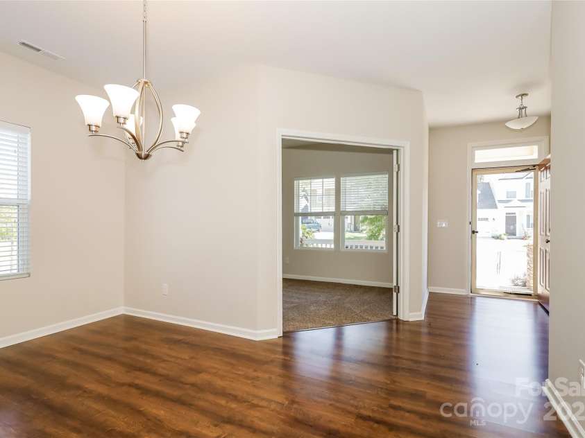 2327 Glenway Trail Court, Pineville, NC 28134.  MLS# CAR4257828, YatesRealty ID 19017. Dining Area