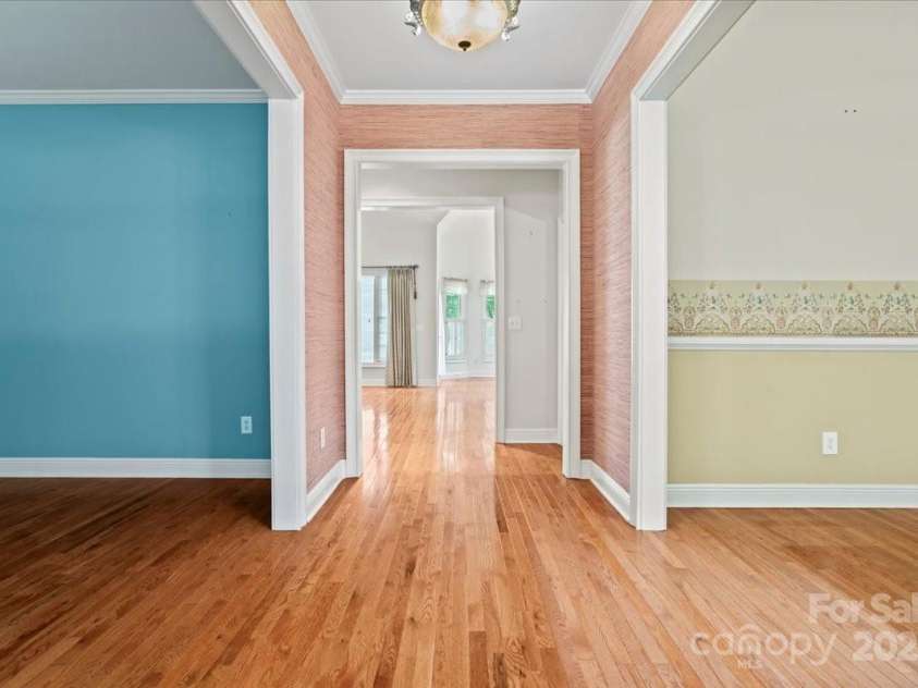 600 Robinhood Drive, Cheraw, SC 29520.  MLS# CAR4254686, YatesRealty ID 19018. 