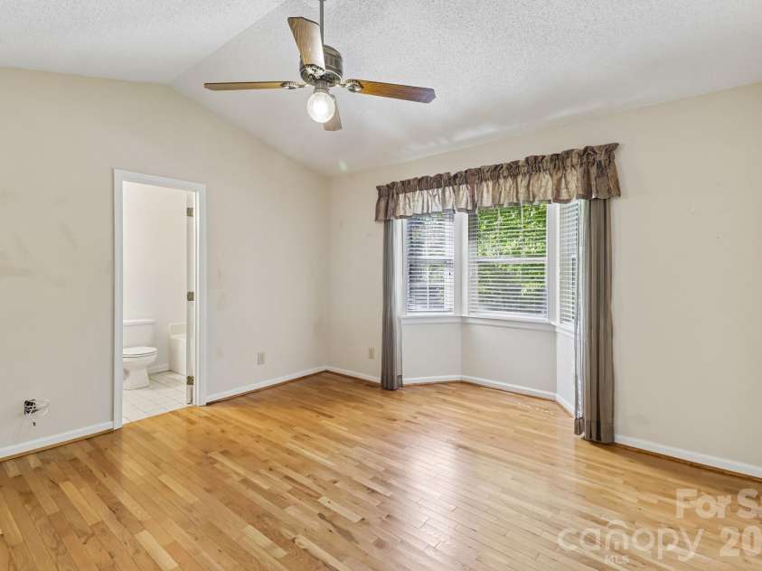 144 Mills Forest Lane, Mooresville, NC 28117.  MLS# CAR4377313, YatesRealty ID 19020. 