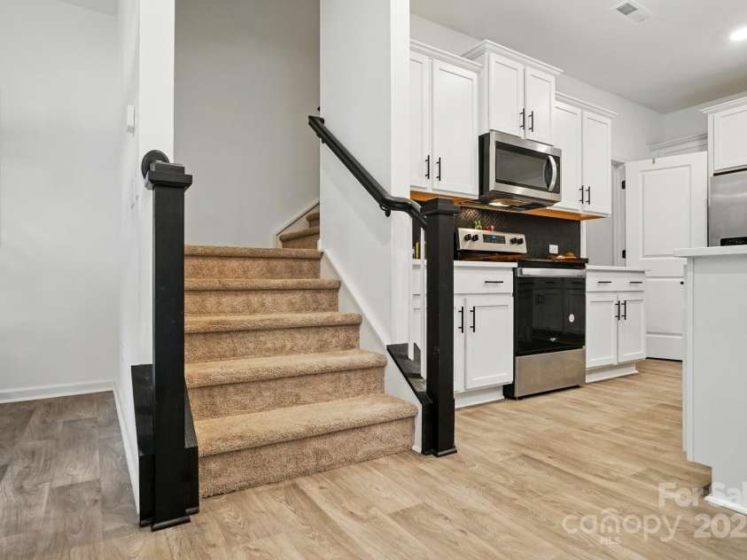 2018 Crooked Oak Lane, York, SC 29745.  MLS# CAR4260210, YatesRealty ID 19021. 