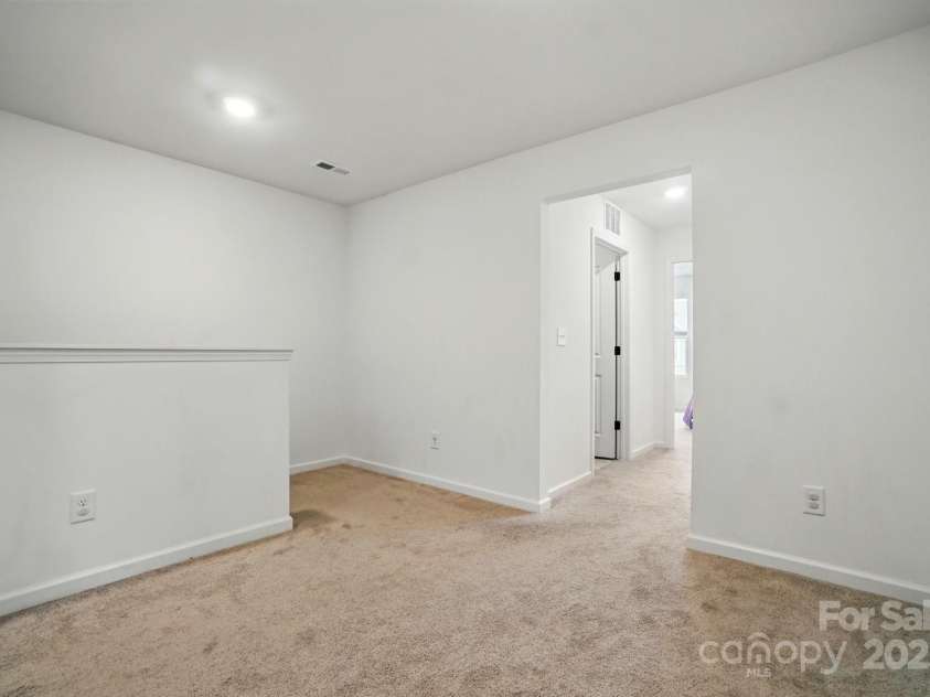 2018 Crooked Oak Lane, York, SC 29745.  MLS# CAR4260210, YatesRealty ID 19021. 