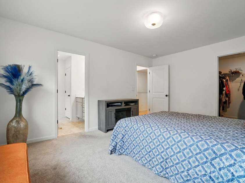 2018 Crooked Oak Lane, York, SC 29745.  MLS# CAR4260210, YatesRealty ID 19021. 