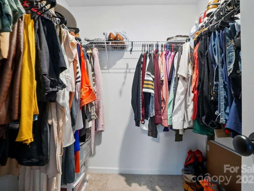 2018 Crooked Oak Lane, York, SC 29745.  MLS# CAR4260210, YatesRealty ID 19021. 