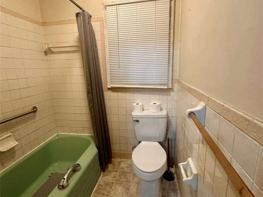 119 Stedman Road, Dallas, NC 28034.  MLS# CAR4375263, YatesRealty ID 19022. 