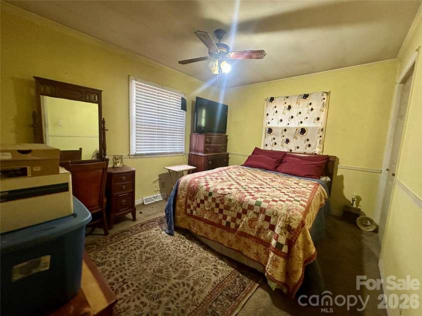 119 Stedman Road, Dallas, NC 28034.  MLS# CAR4375263, YatesRealty ID 19022. 