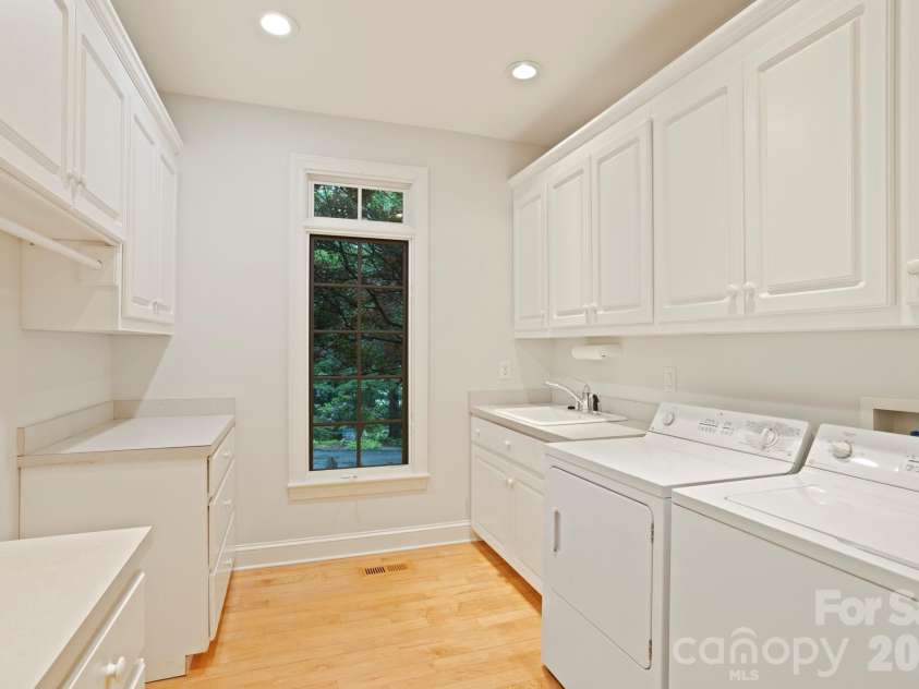 132 Berry Creek Drive, Flat Rock, NC 28731.  MLS# CAR4378684, YatesRealty ID 19023. 