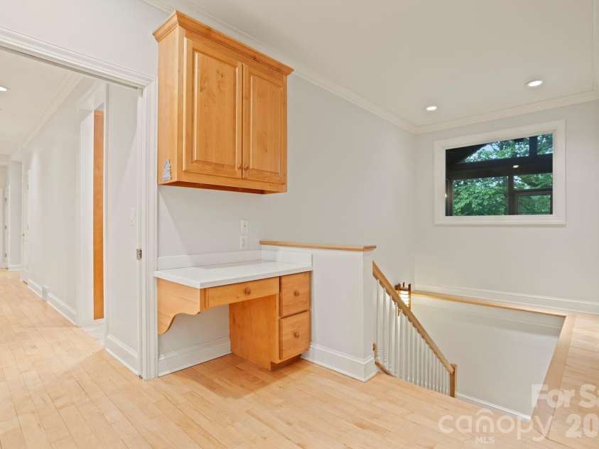 132 Berry Creek Drive, Flat Rock, NC 28731.  MLS# CAR4378684, YatesRealty ID 19023. 