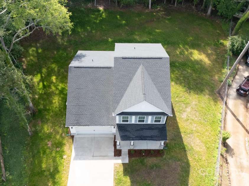 512 Beverly Circle, Charlotte, NC 28270.  MLS# CAR4267378, YatesRealty ID 19023. 