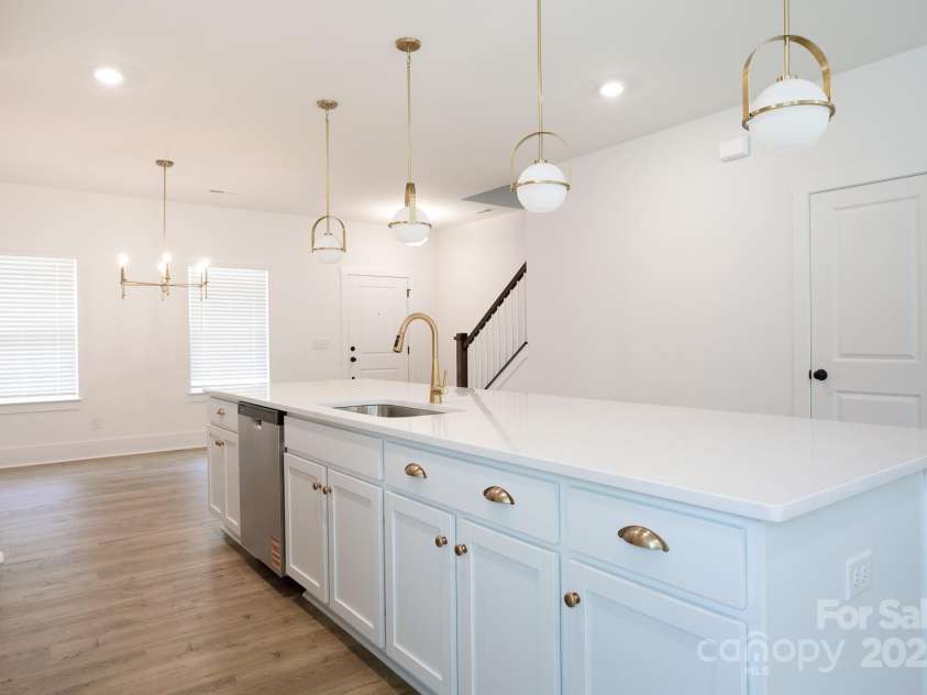 512 Beverly Circle, Charlotte, NC 28270.  MLS# CAR4267378, YatesRealty ID 19023. 