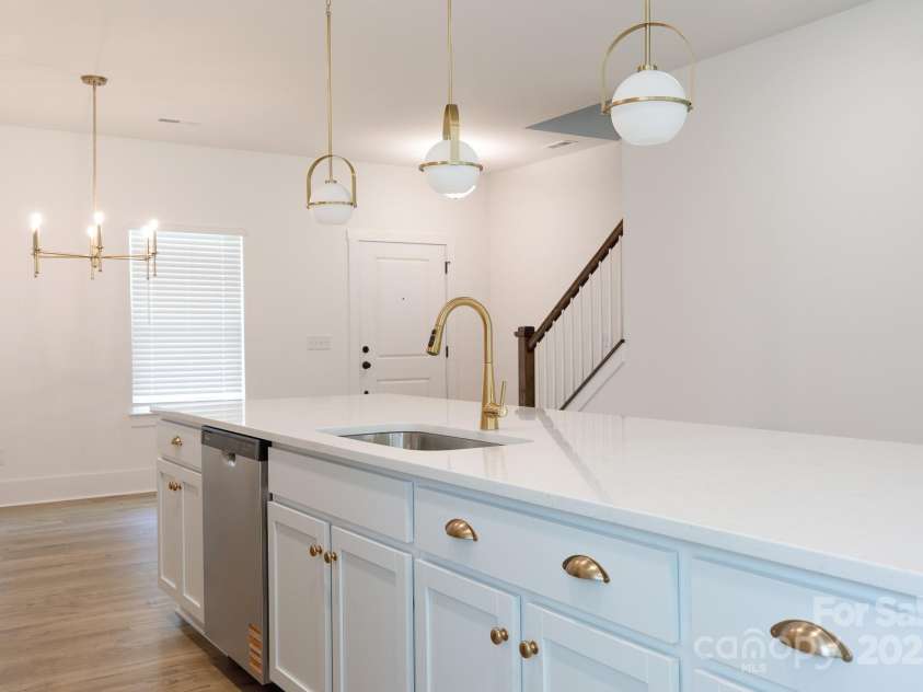 512 Beverly Circle, Charlotte, NC 28270.  MLS# CAR4267378, YatesRealty ID 19023. 