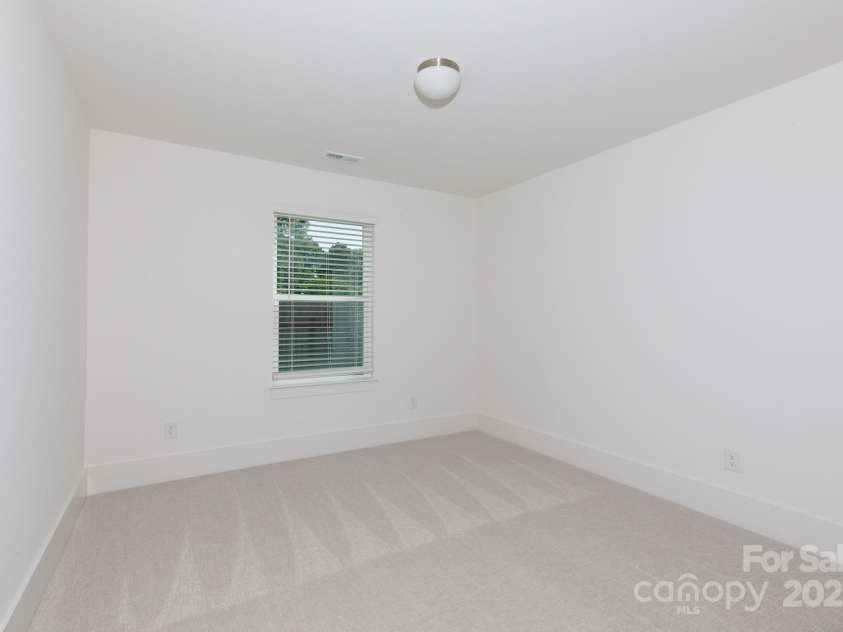 512 Beverly Circle, Charlotte, NC 28270.  MLS# CAR4267378, YatesRealty ID 19023. 