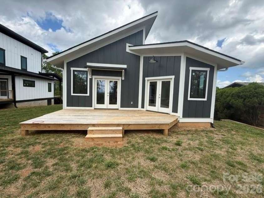 5 Locust Street, Asheville, NC 28804.  MLS# CAR4376756, YatesRealty ID 19024. Backside View