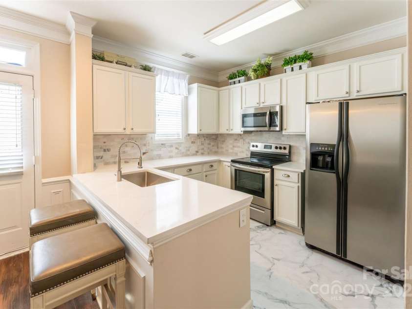 165 singleton Road, Mooresville, NC 28117.  MLS# CAR4240605, YatesRealty ID 19025. 