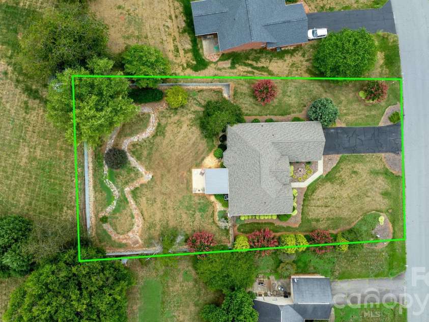 3992 Brickfield Street, Hickory, NC 28602.  MLS# CAR4402540, YatesRealty ID 19026. Aerial View