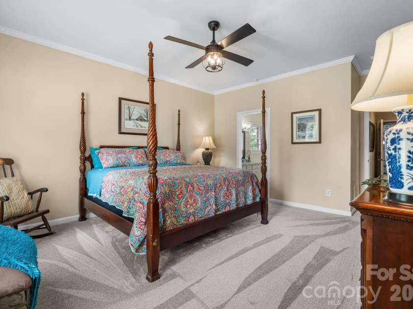 3992 Brickfield Street, Hickory, NC 28602.  MLS# CAR4402540, YatesRealty ID 19026. Main Bedroom