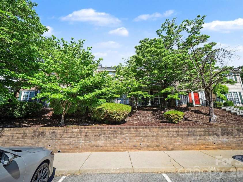 973 Surry Lane, Gastonia, NC 28054.  MLS# CAR4377740, YatesRealty ID 19027. Parking