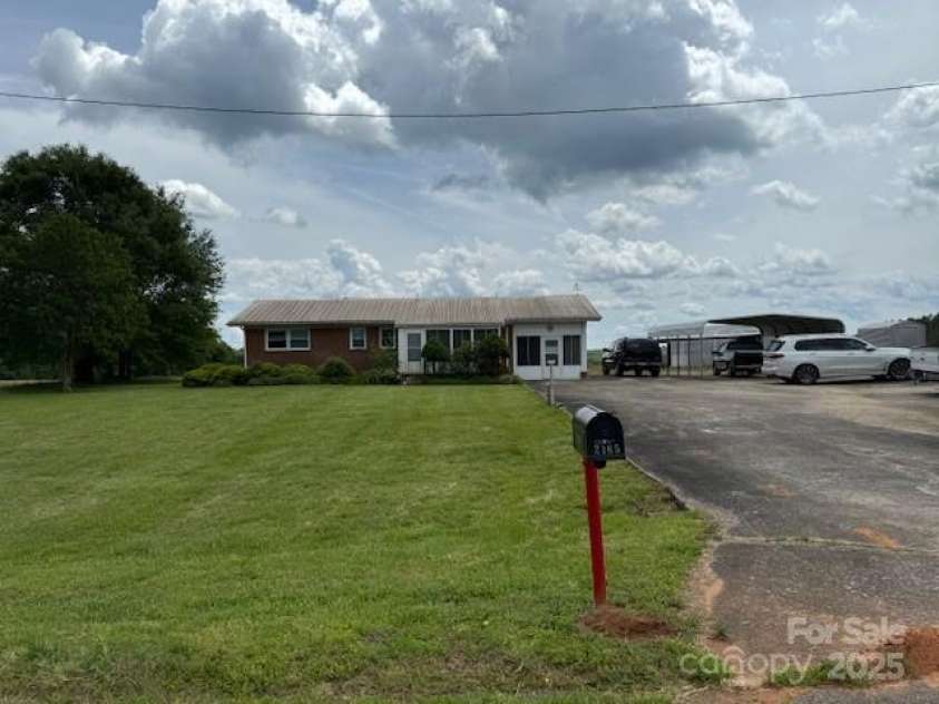 2165 McCraw Road, Mooresboro, NC 28114.  MLS# CAR4257162, YatesRealty ID 19028. 