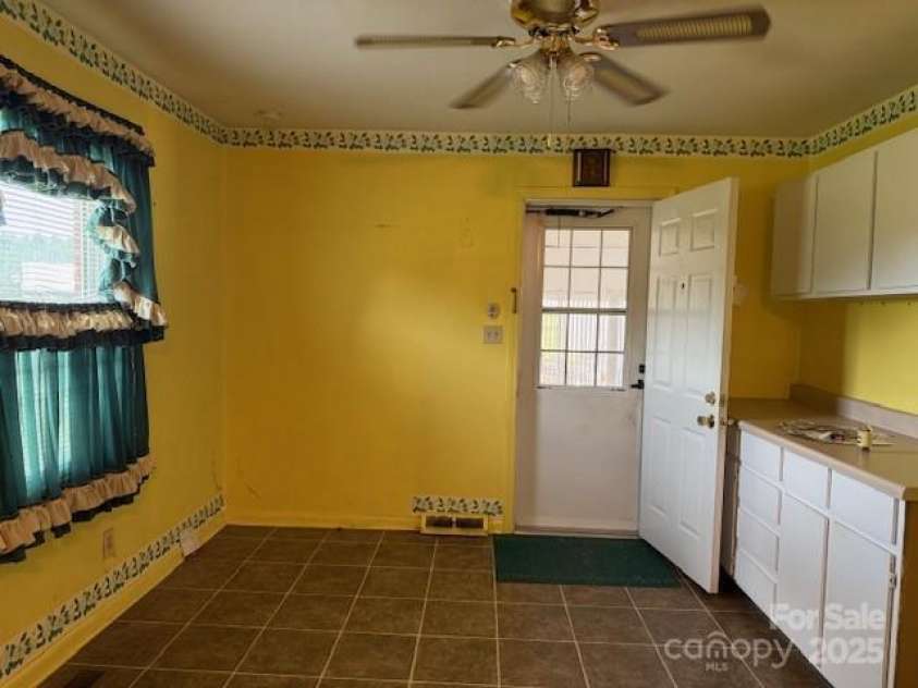 2165 McCraw Road, Mooresboro, NC 28114.  MLS# CAR4257162, YatesRealty ID 19028. 