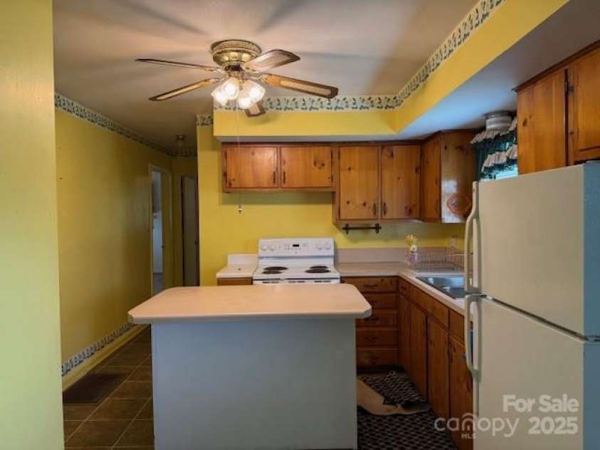 2165 McCraw Road, Mooresboro, NC 28114.  MLS# CAR4257162, YatesRealty ID 19028. 