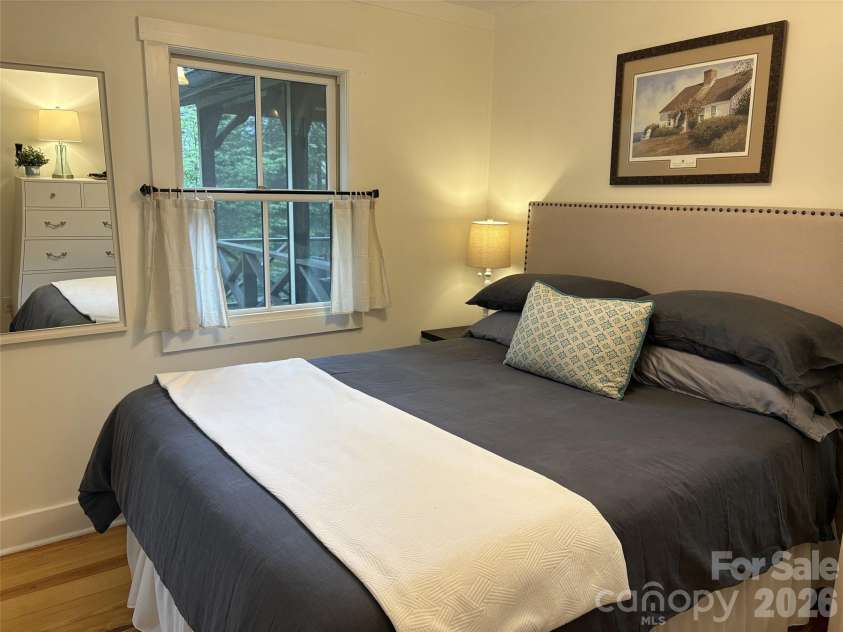 464 Franklin Road, Highlands, NC 28741.  MLS# CAR4346865, YatesRealty ID 1903. Guest bedroom