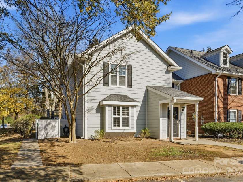 9401 Vicksburg Park Court, Charlotte, NC 28210.  MLS# CAR4307121, YatesRealty ID 1903. 