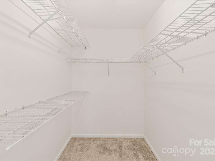 114 Sardis Plantation Drive, Matthews, NC 28105.  MLS# CAR4264021, YatesRealty ID 19030. 