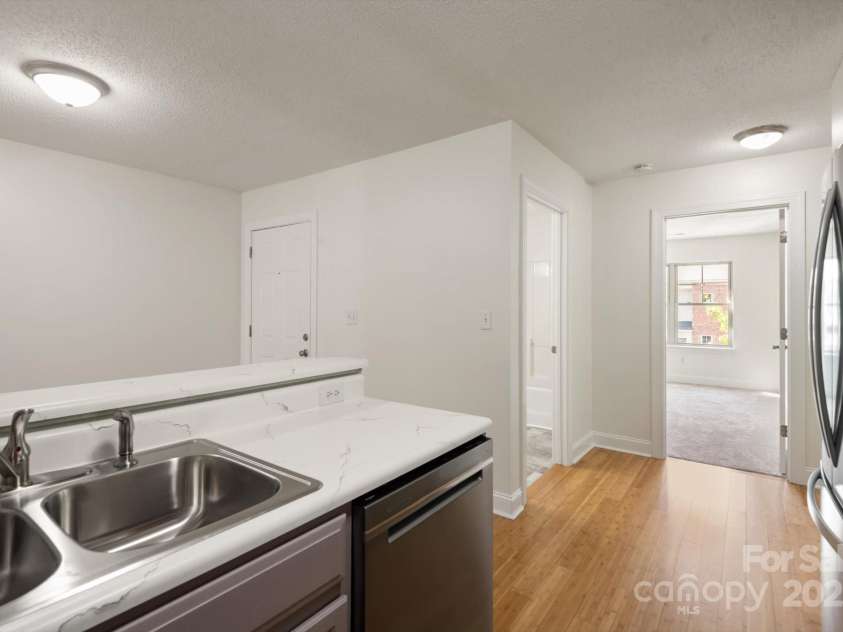 252 Unit F Wash Creek Drive, Hendersonville, NC 28739.  MLS# CAR4243596, YatesRealty ID 19031. 