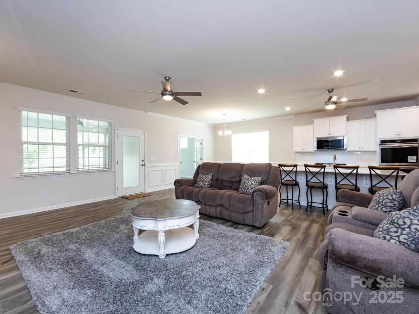 3199 Windhaven Lane, Tega Cay, SC 29708.  MLS# CAR4250667, YatesRealty ID 19032. 