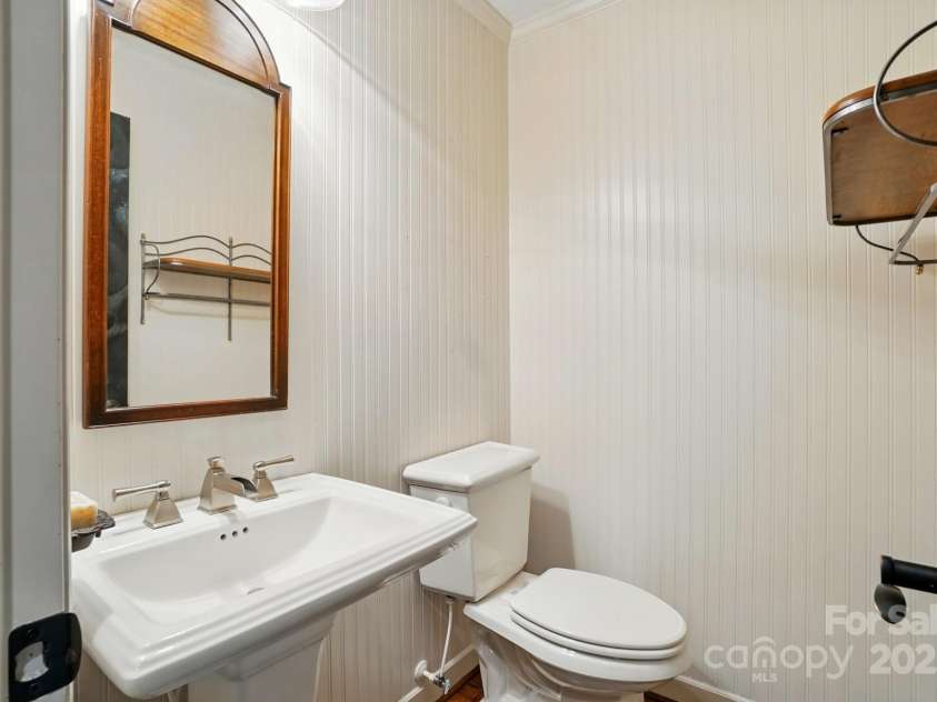 1295 Patterson Street, China Grove, NC 28023.  MLS# CAR4257522, YatesRealty ID 19033. Powder Room