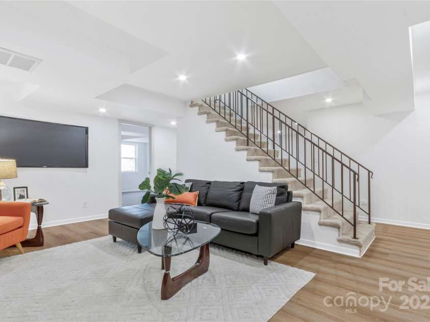 334 Country Lane, Mocksville, NC 27028.  MLS# CAR4234267, YatesRealty ID 19035. 