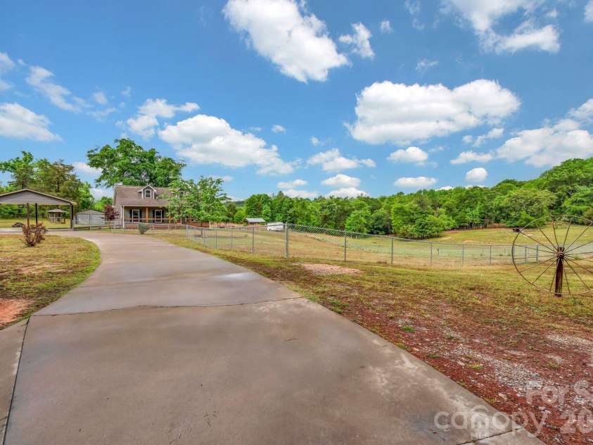 4084 Pacolet Highway, Pacolet, SC 29372.  MLS# CAR4378865, YatesRealty ID 19035. 