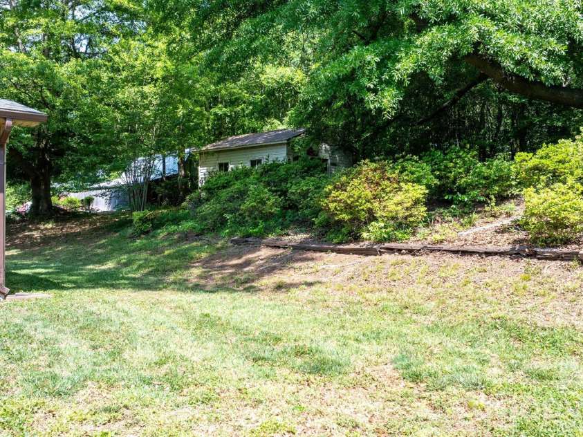 2881 Highline Avenue, Valdese, NC 28690.  MLS# CAR4378621, YatesRealty ID 19036. 