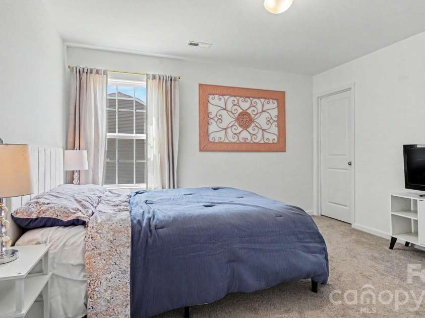 178 Wickham Court, Clemmons, NC 27012.  MLS# CAR4378950, YatesRealty ID 19039. 